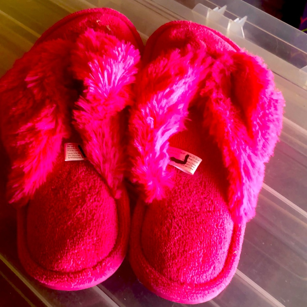 Girls slippers